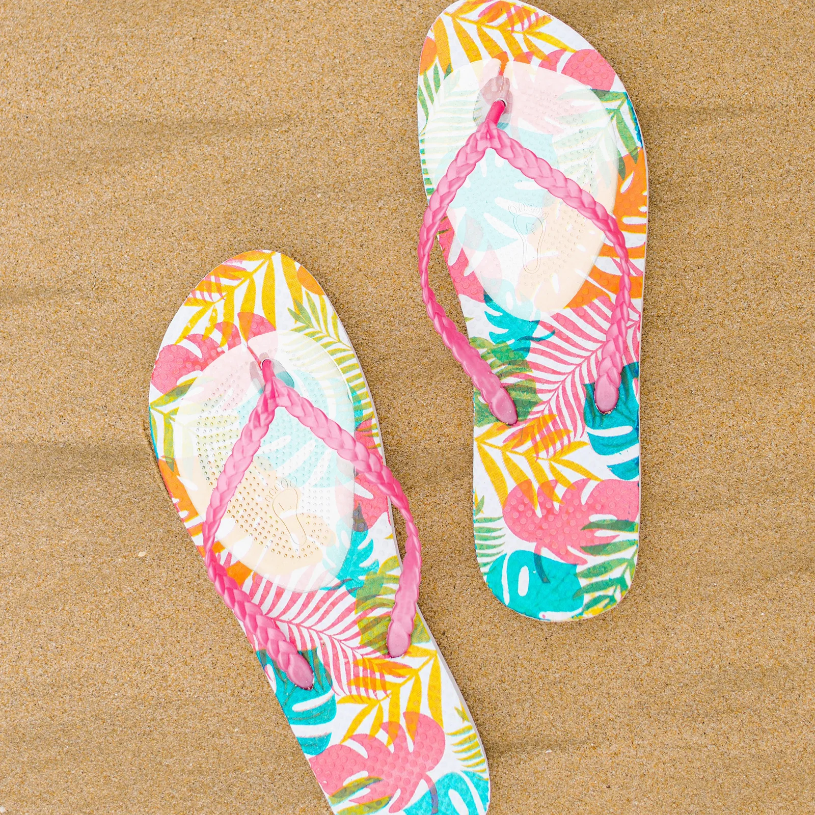 1Pair Forefoot Cushion Pads Durable Soft Silicone Gel Anti-Slip Pain Relief Flip-Flops Insoles for Women Men Forefoot Cushion
1Pair Forefoot Cushion Pads Durable Soft Silicone Gel Anti-Slip Pain Relief Flip-Flops Insoles for Women Men Forefoot Cushion