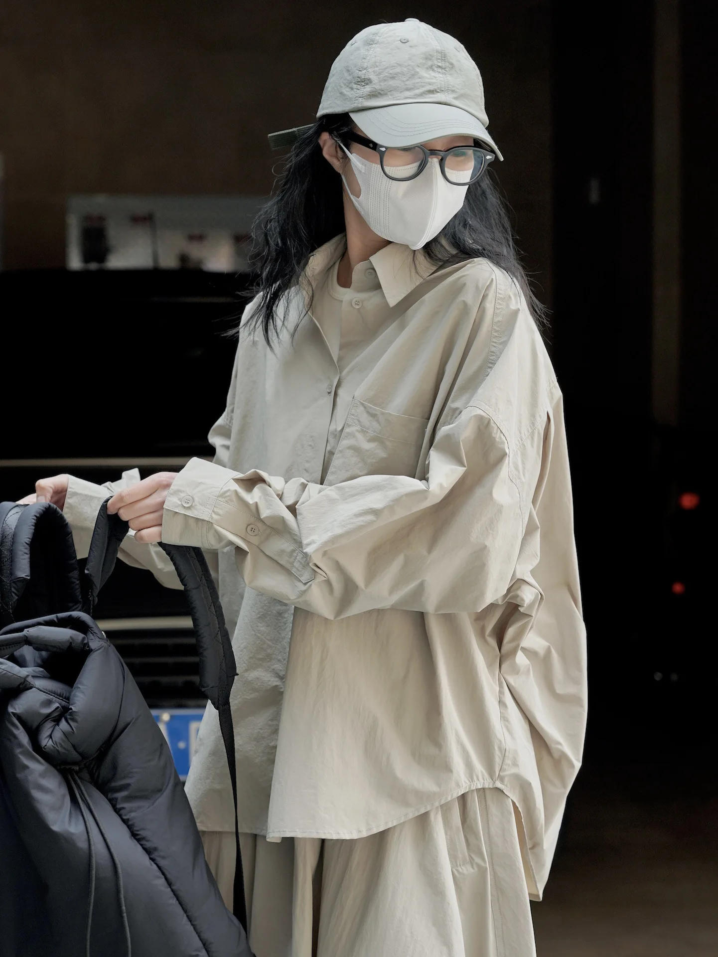 2023 Spring Summer Women Shirts Khaki Plain Loose Oversized Blouses Female Tops Loose BF Korean Style Black Pockets
2023 Spring Summer Women Shirts Khaki Plain Loose Oversized Blouses Female Tops Loose BF Korean Style Black Pockets