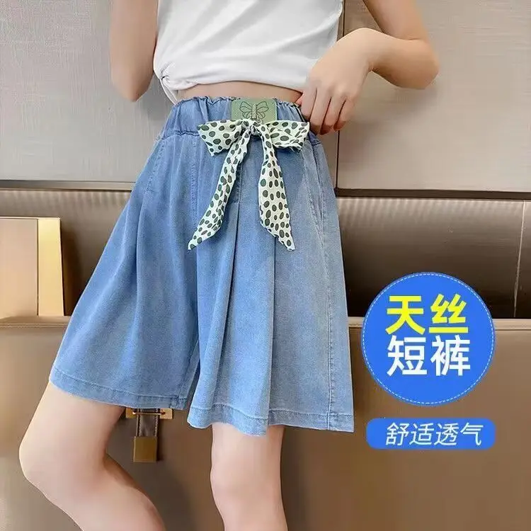 Girls' Shorts Summer Wear 2025 New Older Children's Foreign Style Girls Thin Denim Five-point Children's Skirt Pants
Girls' Shorts Summer Wear 2025 New Older Children's Foreign Style Girls Thin Denim Five-point Children's Skirt Pants