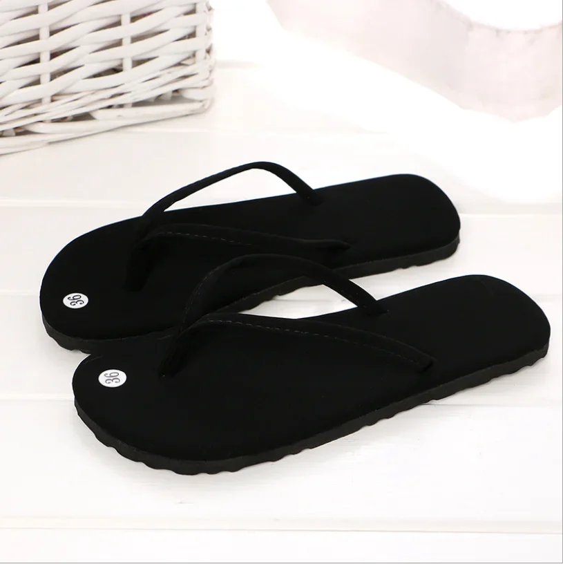 Stylish Summer Leopard Print Rubber Sandals for Women & Men - Indoor/Outdoor Beach Slides, Lightweight & Comfortable Flip-Flops
Stylish Summer Leopard Print Rubber Sandals for Women & Men - Indoor/Outdoor Beach Slides, Lightweight & Comfortable Flip-Flops