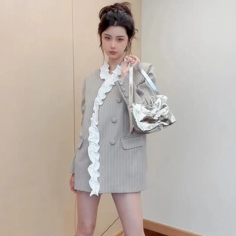 UNXX темпераментный костюм в стиле доминанта, Женская Осенняя мода, новый нишевой дизайн с оборками, чувственный костюм средней длины, высокое качество
UNXX темпераментный костюм в стиле доминанта, Женская Осенняя мода, новый нишевой дизайн с оборками, чувственный костюм средней длины, высокое качество