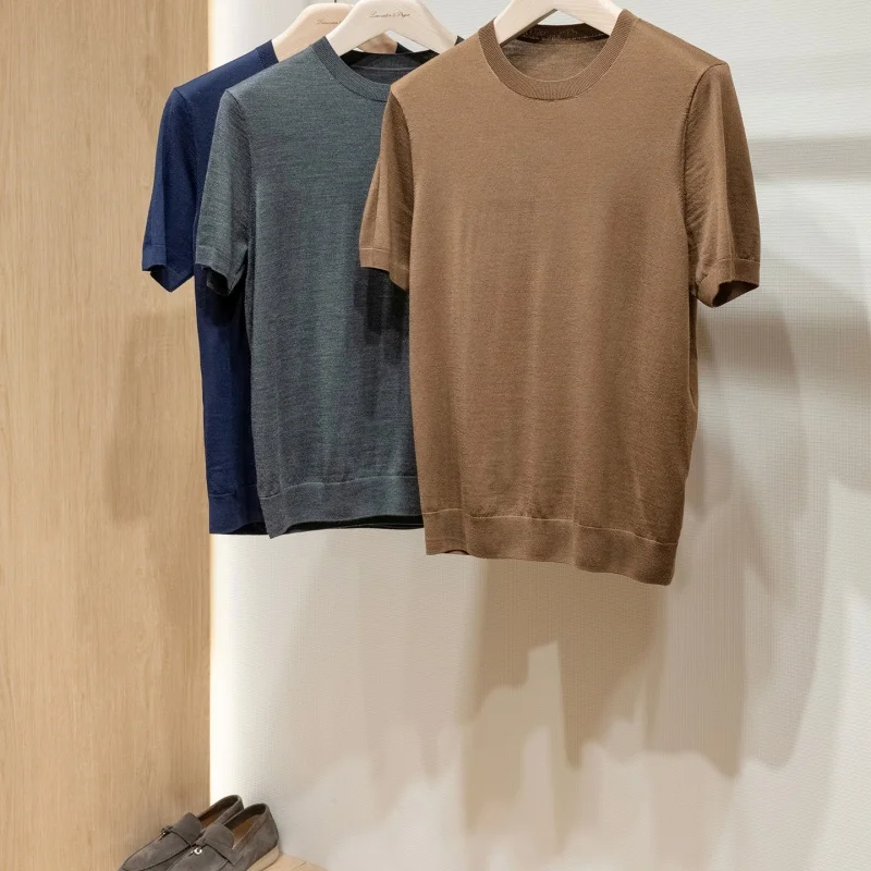 Minimalist style Merino silk spun wool delicate and comfortable knitted short sleeved T-shirt for men
Minimalist style Merino silk spun wool delicate and comfortable knitted short sleeved T-shirt for men