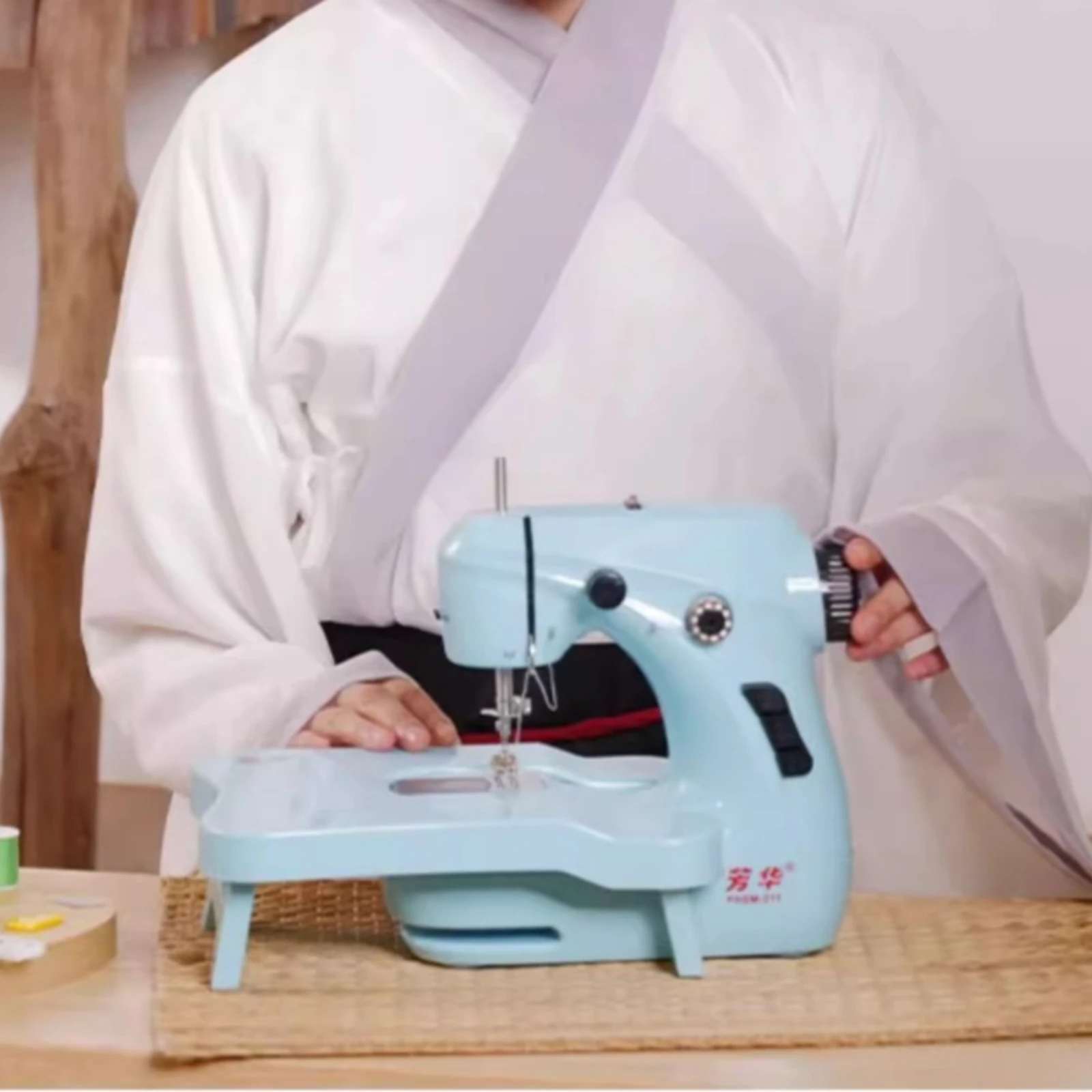 Tabletop Sewing Machine Foot Pedal Craft Tool
Tabletop Sewing Machine Foot Pedal Craft Tool