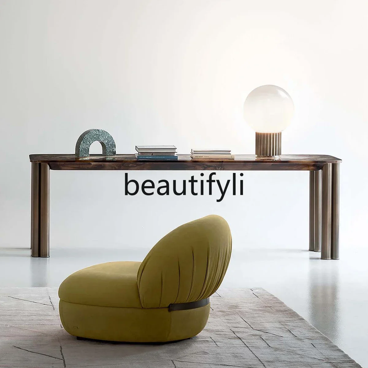 Выгодные скидки на итальянские предметы интерьера: стол для прихожей с мраморной столешницей, подставка для дивана из нержавеющей стали, несколько элементов.
Выгодные скидки на итальянские предметы интерьера: стол для прихожей с мраморной столешницей, подставка для дивана из нержавеющей стали, несколько элементов.