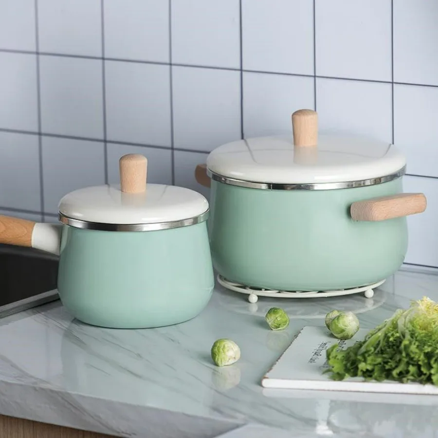 Эмалированная бытовая кастрюля для супа, кухонная посуда, детская индукционная плита с антипригарным покрытием, газовая плита, применимая посуда с двойной ручкой
Эмалированная бытовая кастрюля для супа, кухонная посуда, детская индукционная плита с антипригарным покрытием, газовая плита, применимая посуда с двойной ручкой