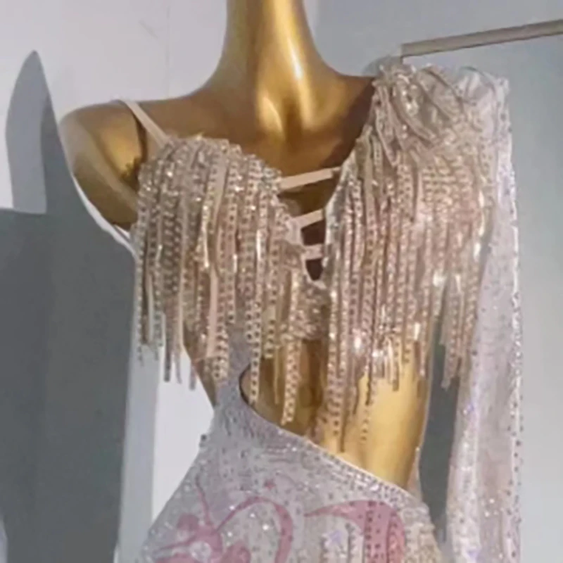 Latin Dance Professional Standard Professional Clothing High end Customized Large Waist Samba Lunba Dance Dress
Latin Dance Professional Standard Professional Clothing High end Customized Large Waist Samba Lunba Dance Dress