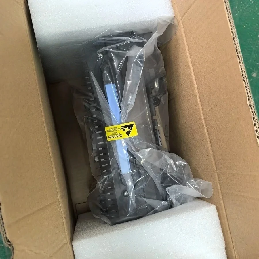1pcs M806 Fixing Assembly Fuser Unit CF367-67905 CF367-67906 for LaserJet M830 806 830 M806dn M806x M830z RM1-9814 RM1-9712
1pcs M806 Fixing Assembly Fuser Unit CF367-67905 CF367-67906 for LaserJet M830 806 830 M806dn M806x M830z RM1-9814 RM1-9712