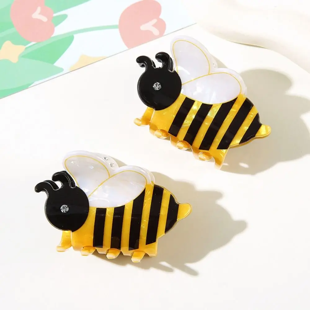 Cartoon Sweet Design Cartoon Bee Hairpin Funny Cartoon Girls Hair Clip Fashion Exquisite Cute Claw Clip Gifts
Cartoon Sweet Design Cartoon Bee Hairpin Funny Cartoon Girls Hair Clip Fashion Exquisite Cute Claw Clip Gifts