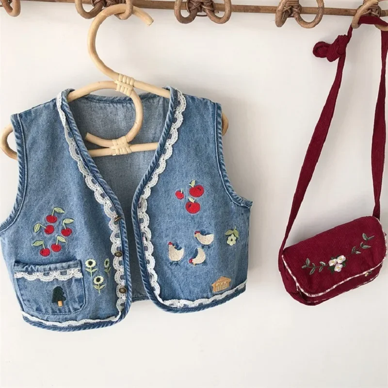 Baby and Girls Sweet Embroidered Work Single-Breasted Denim Vest Jackets School Kids Waistcoat Child Outfit Tops For 1-10 Yr
Baby and Girls Sweet Embroidered Work Single-Breasted Denim Vest Jackets School Kids Waistcoat Child Outfit Tops For 1-10 Yr