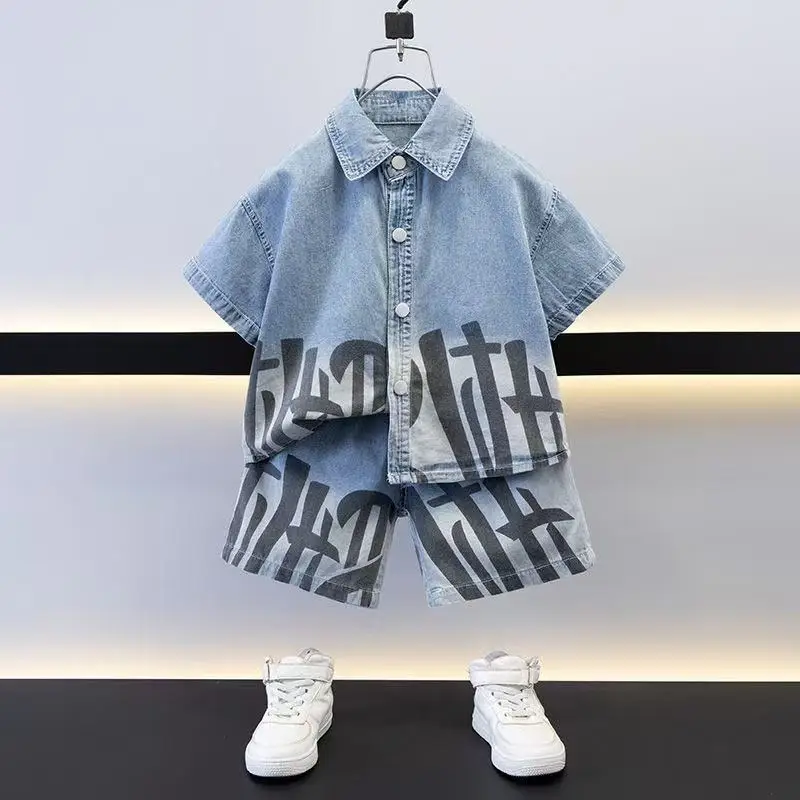 Boys' Summer Set New Style Children's Trendy Cool Tie Dyeing Denim Short sleeved Shirt Shorts Two piece Set Boys' Baby Fashion
Boys' Summer Set New Style Children's Trendy Cool Tie Dyeing Denim Short sleeved Shirt Shorts Two piece Set Boys' Baby Fashion