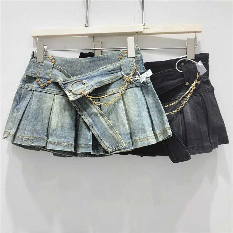 2026 Spring/summer Sweet & Edgy Pleated Denim Mini Skirt - Women's Chain Belt Design, Slimming A-line Pleated Skirt
2026 Spring/summer Sweet & Edgy Pleated Denim Mini Skirt - Women's Chain Belt Design, Slimming A-line Pleated Skirt