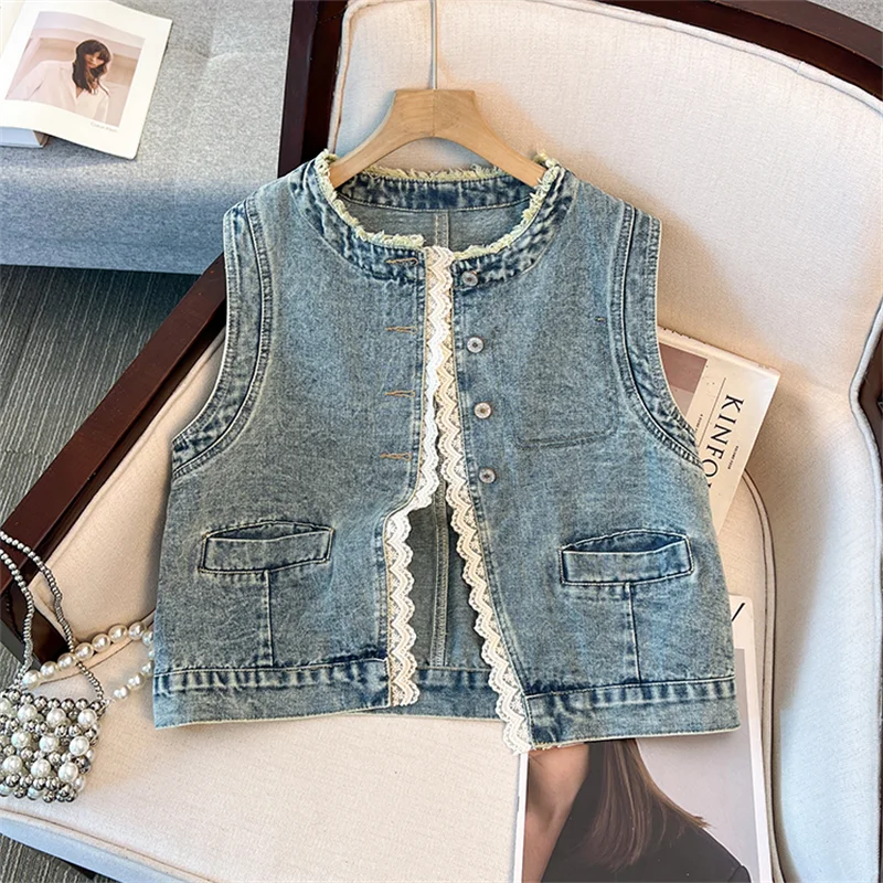 Korean Fashion Lace Stitching Denim Vest Women Spring Summer New Thin Loose Lapel Sleeveless Blue Short Jeans Waistcoat Female
Korean Fashion Lace Stitching Denim Vest Women Spring Summer New Thin Loose Lapel Sleeveless Blue Short Jeans Waistcoat Female