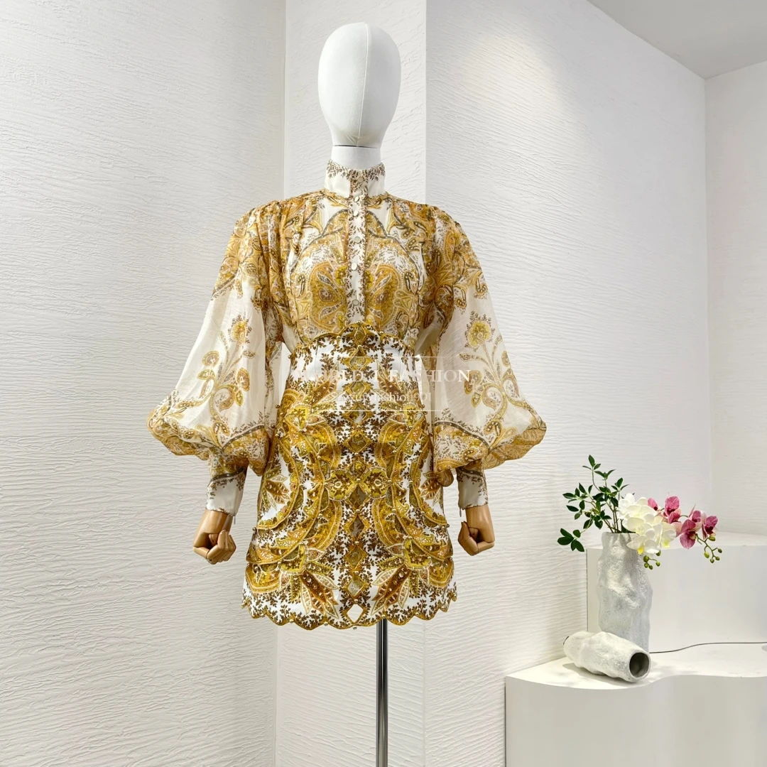 Праздничный стиль, высококачественная блузка с рукавами-фонариками и мини-юбка с узором пейсли, комплект одежды 2025 года, новая женская одежда 
Праздничный стиль, высококачественная блузка с рукавами-фонариками и мини-юбка с узором пейсли, комплект одежды 2025 года, новая женская одежда