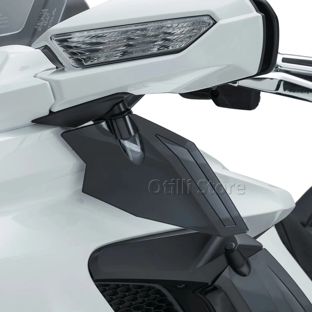 NEW Motorcycle Shroud Windshield Windscreen Wind Deflector HandShield Handguard for Honda Goldwing 1800 F6B GL1800 2018+2024
NEW Motorcycle Shroud Windshield Windscreen Wind Deflector HandShield Handguard for Honda Goldwing 1800 F6B GL1800 2018+2024