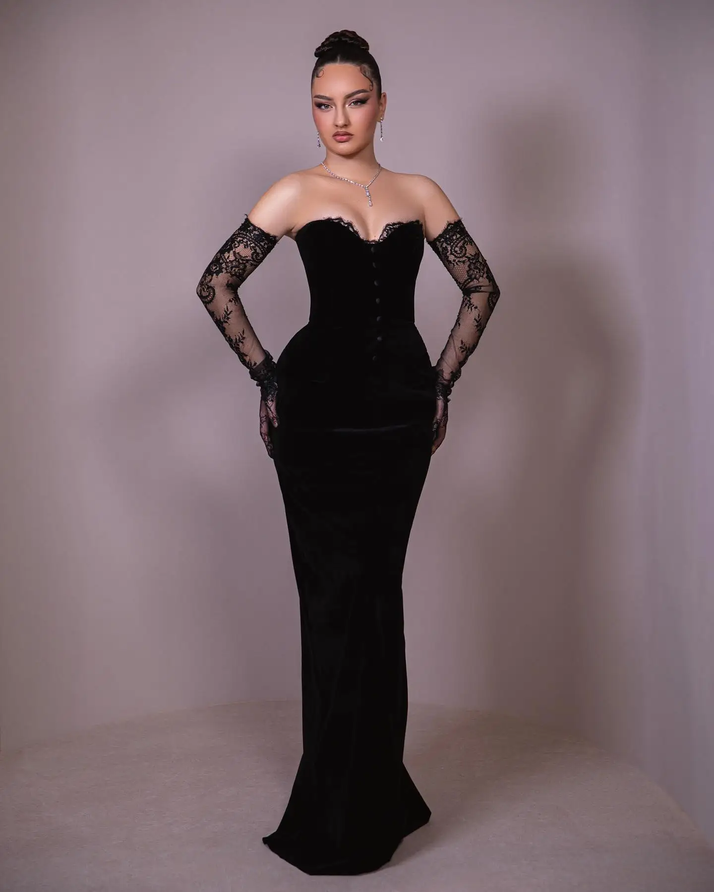 Customized Sexy Velvet Straight Detachable Sleeve Buttons Lace Evening Dress High Quality Sleeveless Sweetheart prom dresses
Customized Sexy Velvet Straight Detachable Sleeve Buttons Lace Evening Dress High Quality Sleeveless Sweetheart prom dresses