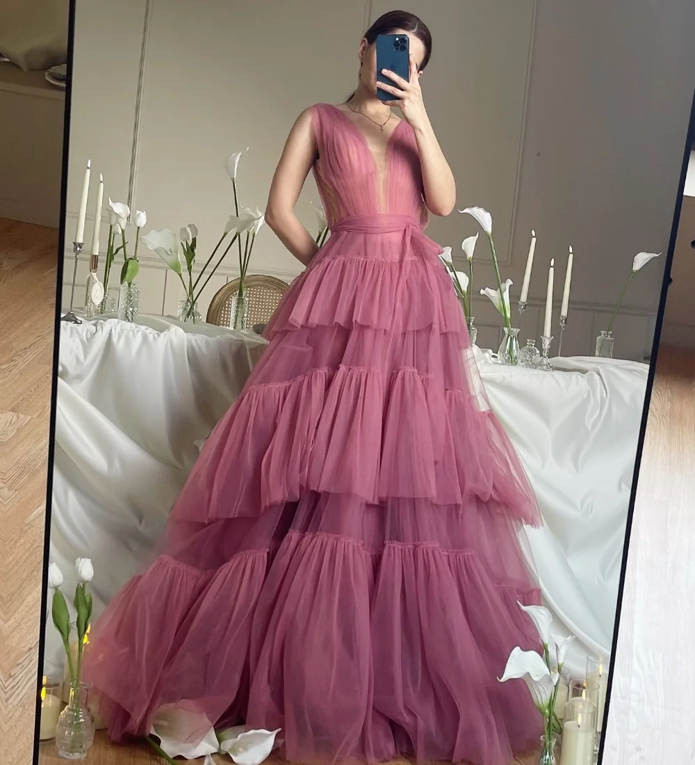 Customized Retro Pleat Pattern Sash A-line V-neck Long Bespoke Occasion Evening Dresses Formal Sizes Available
Customized Retro Pleat Pattern Sash A-line V-neck Long Bespoke Occasion Evening Dresses Formal Sizes Available