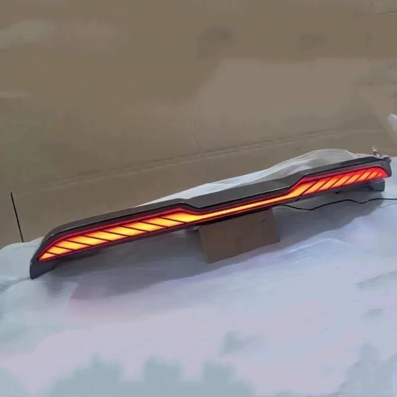 For Toyota Prado 2003-2009 LC120 convert tail wing rear spoiler with light High Additional Third Brake Light
For Toyota Prado 2003-2009 LC120 convert tail wing rear spoiler with light High Additional Third Brake Light