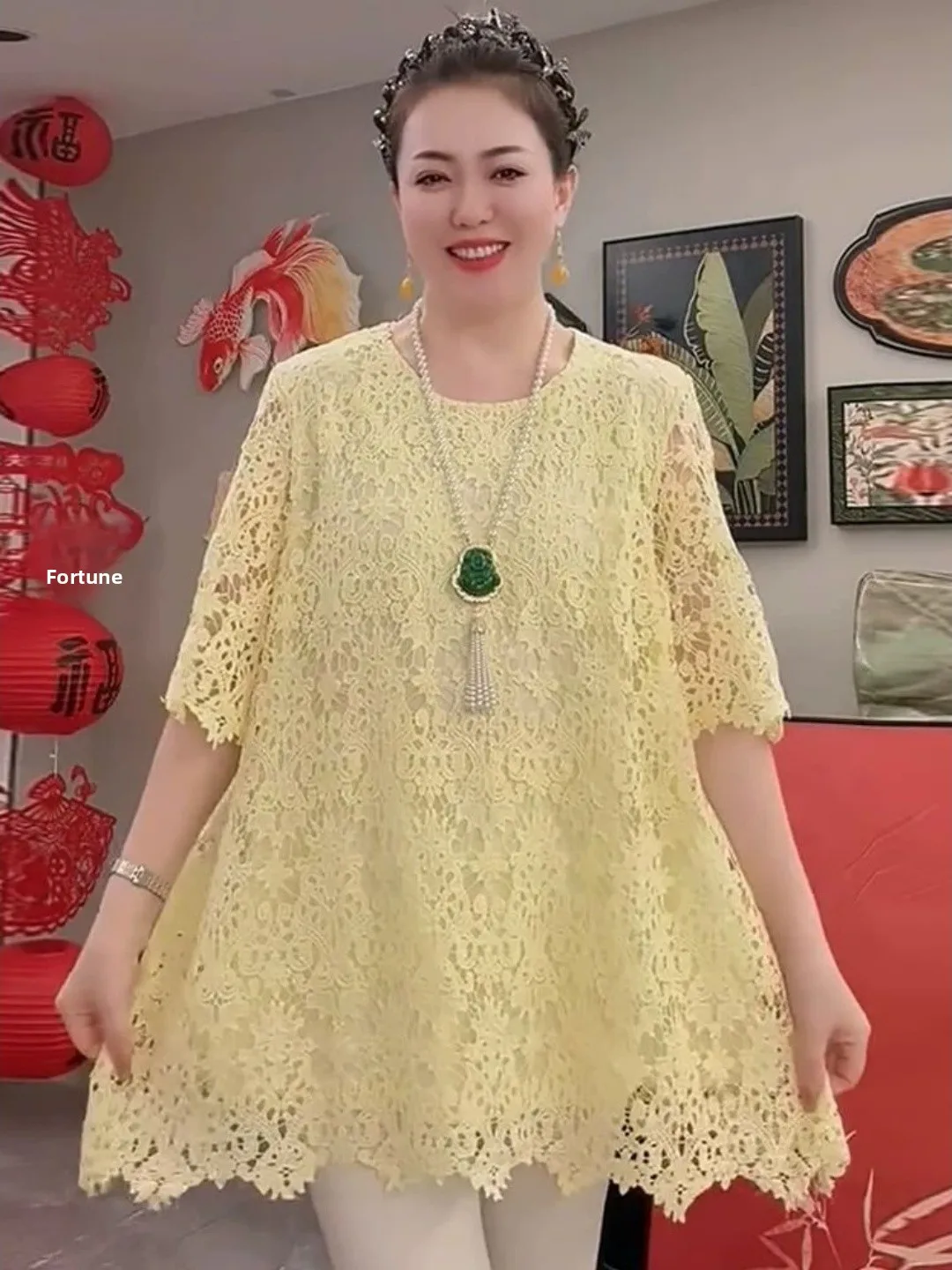 Summer plus Size Women's Lace Shirt Loose Fit Splice Style Short Sleeve round Neck Mid-Length Casual Wear Thin Material
Summer plus Size Women's Lace Shirt Loose Fit Splice Style Short Sleeve round Neck Mid-Length Casual Wear Thin Material