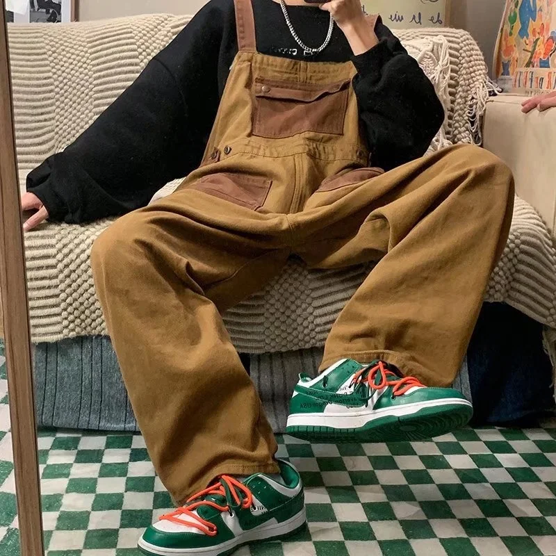 Коричневые рабочие комбинезоны мужские, весна-лето, новинка, в американском ретро-стиле, модные, прямые, свободные, повседневные, цельные брюки, уличный стиль
Коричневые рабочие комбинезоны мужские, весна-лето, новинка, в американском ретро-стиле, модные, прямые, свободные, повседневные, цельные брюки, уличный стиль