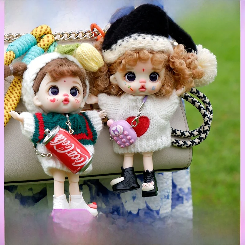 Новогодняя кукла-брелок для телефона, мягкая игрушка с изменяемым костюмом, коллекционная фигурка OB, подарок, наполненная мягким полиэстером
Новогодняя кукла-брелок для телефона, мягкая игрушка с изменяемым костюмом, коллекционная фигурка OB, подарок, наполненная мягким полиэстером