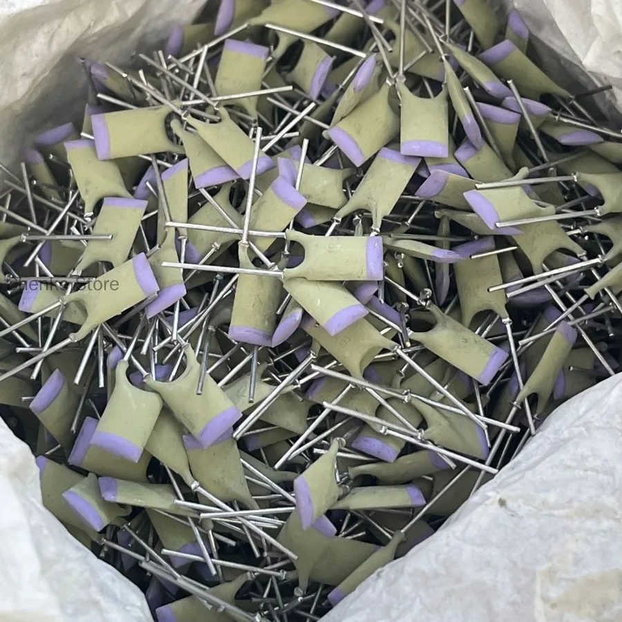 20PCS/brand new 330PF 100V high-precision silver film high-frequency ceramic capacitor
20PCS/brand new 330PF 100V high-precision silver film high-frequency ceramic capacitor