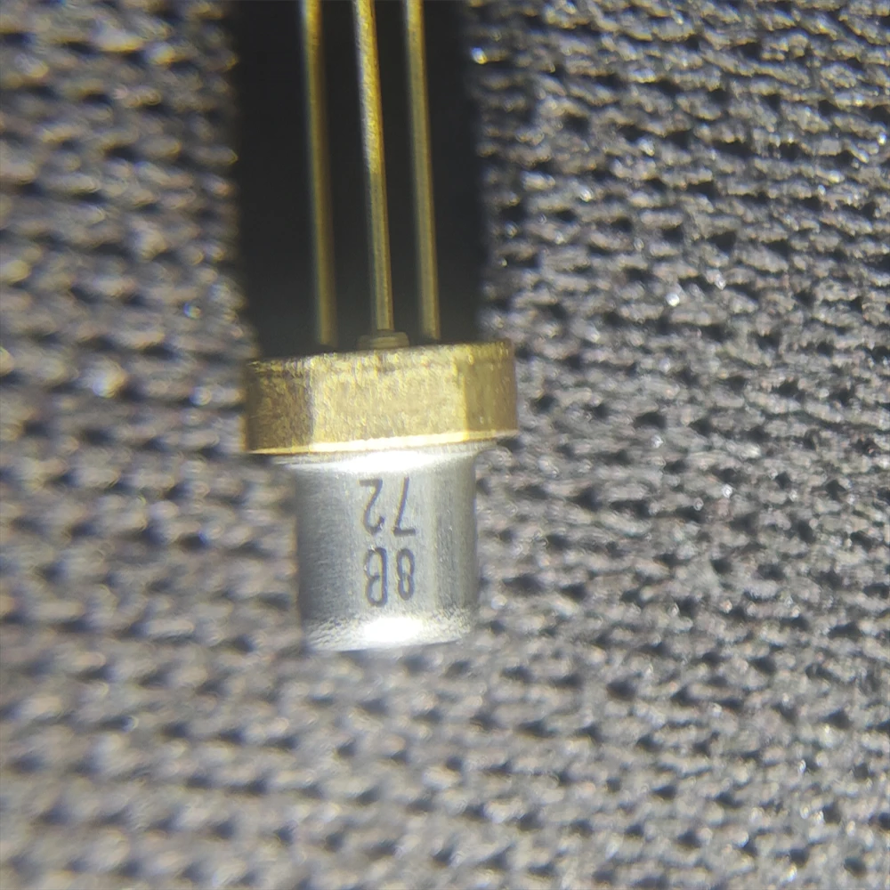 Новый и оригинальный Q65112A6822 PLT3 520D ЗЕЛЕНЫЙ ЛАЗЕРНЫЙ ДИОД METAL CAN В наличии
Новый и оригинальный Q65112A6822 PLT3 520D ЗЕЛЕНЫЙ ЛАЗЕРНЫЙ ДИОД METAL CAN В наличии