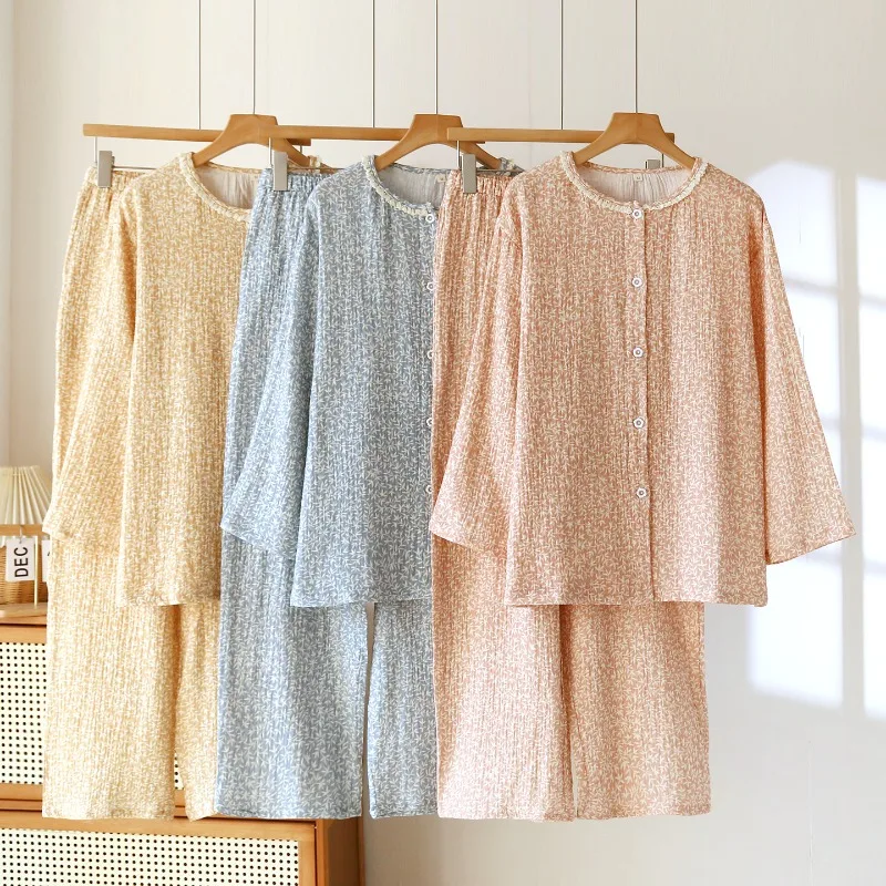 Women's 100% Cotton Gauze Pajama Set, Lightweight Sleepwear, Cute Floral Print Button-Up Loungewear, Breathable & Skin-Friendly
Women's 100% Cotton Gauze Pajama Set, Lightweight Sleepwear, Cute Floral Print Button-Up Loungewear, Breathable & Skin-Friendly