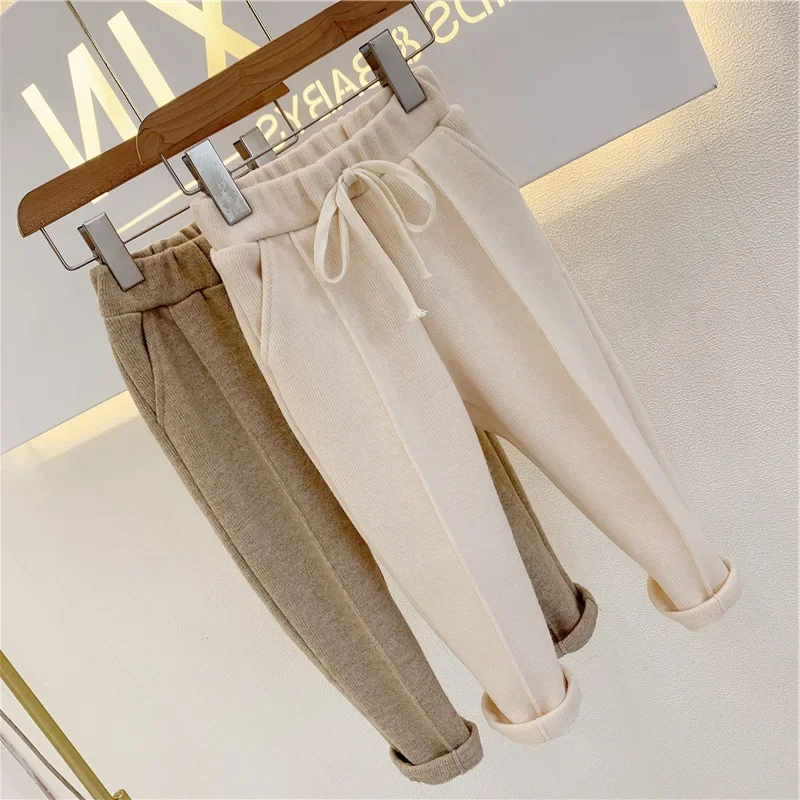 Children's Knitted Stretch Casual Pants Spring And Autumn Korean New Boys And Girls Solid Color Warm Trousers
Children's Knitted Stretch Casual Pants Spring And Autumn Korean New Boys And Girls Solid Color Warm Trousers