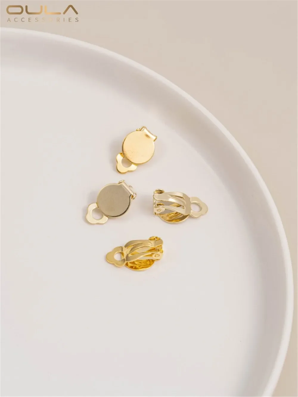 14K Gold-Color Plated Patch Ear Clip Flat Plated 18K Gold Without Piercing Earrings Accessories Diy Handmade Ear Accessories 
14K Gold-Color Plated Patch Ear Clip Flat Plated 18K Gold Without Piercing Earrings Accessories Diy Handmade Ear Accessories