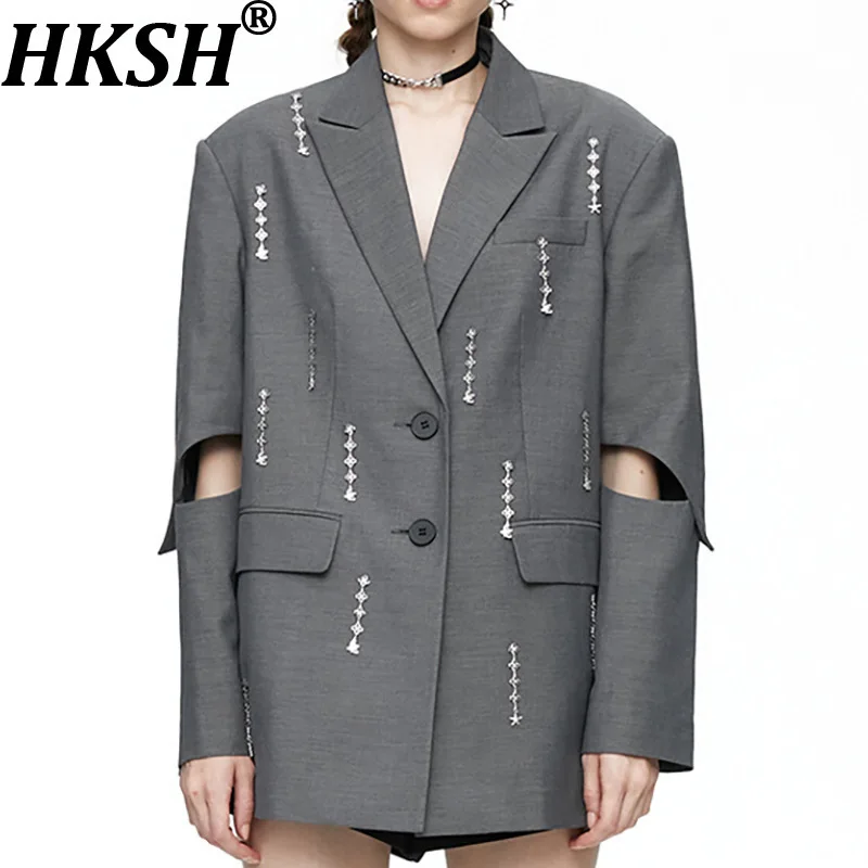 HKSH Spring Autumn New Women Blazer Notched Collar Single Breasted Diamond Chain Hollow Out Sleeve Elegant Trendy Jacket HK13134
HKSH Spring Autumn New Women Blazer Notched Collar Single Breasted Diamond Chain Hollow Out Sleeve Elegant Trendy Jacket HK13134