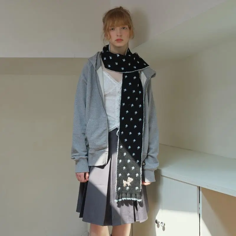 Корейский кашемировый шарф с рисунком оленя, вязаный кавайный цветочный шарф для женщин, толстый и теплый, всесезонный универсальный аксессуар
Корейский кашемировый шарф с рисунком оленя, вязаный кавайный цветочный шарф для женщин, толстый и теплый, всесезонный универсальный аксессуар