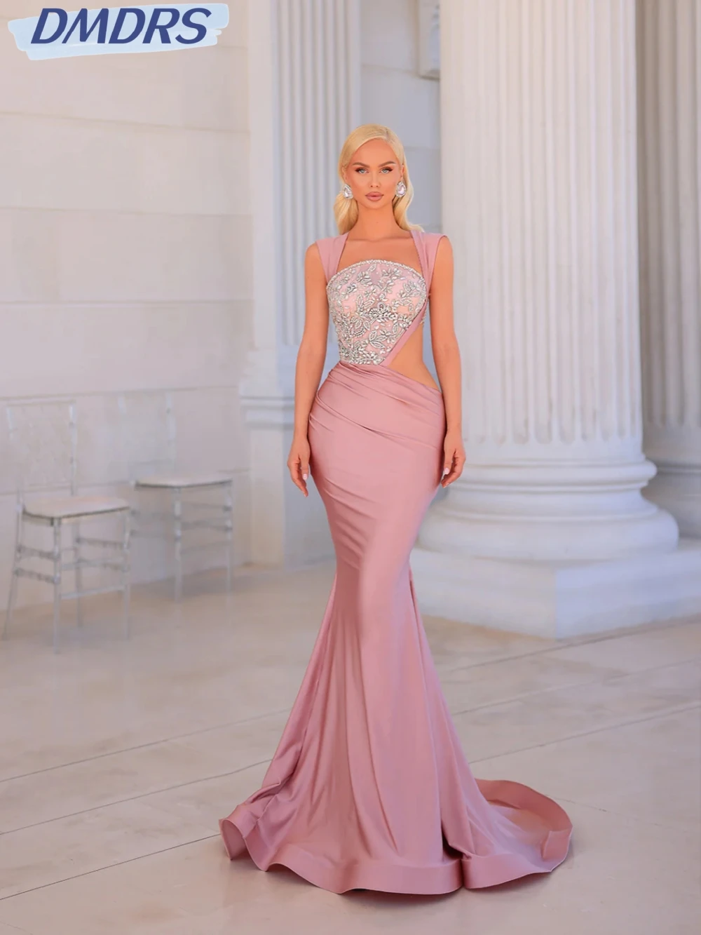 Dazzling Crystal Satin Mermaid Long Evening Dress Charming Sexy Sleeveless Wedding Party Gown New Customized Prom Dresses
Dazzling Crystal Satin Mermaid Long Evening Dress Charming Sexy Sleeveless Wedding Party Gown New Customized Prom Dresses