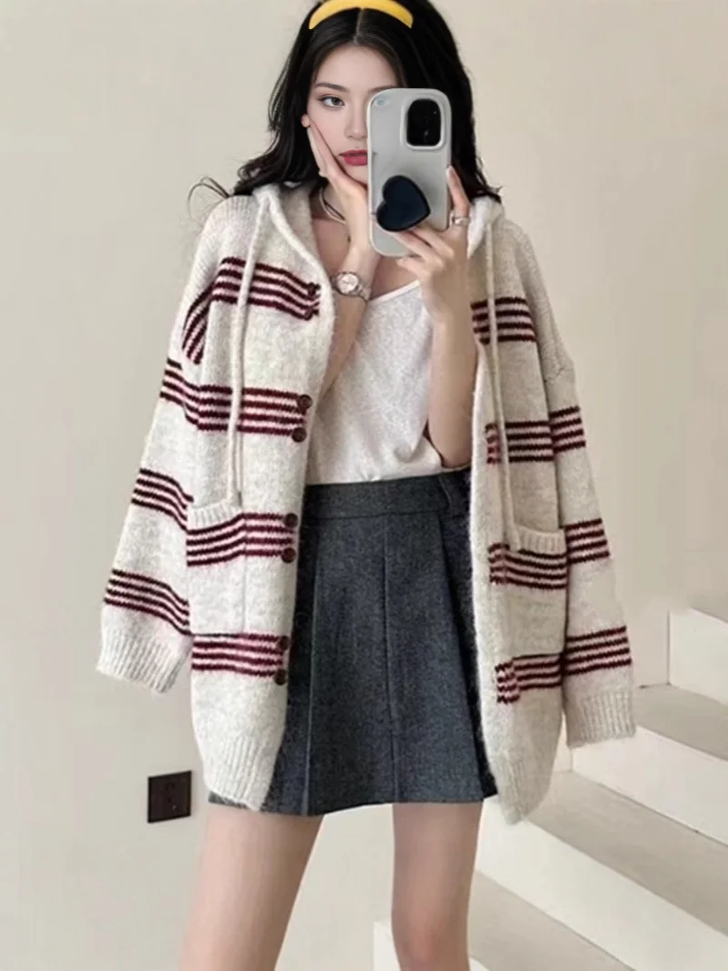 Mid-Long Cardigans Gothic Womens Autumn Lace Embroidered Fur-Trim Thermal Chic Trendy Wrap Hooded V-Nek Urban Ruffles Streetwear
Mid-Long Cardigans Gothic Womens Autumn Lace Embroidered Fur-Trim Thermal Chic Trendy Wrap Hooded V-Nek Urban Ruffles Streetwear