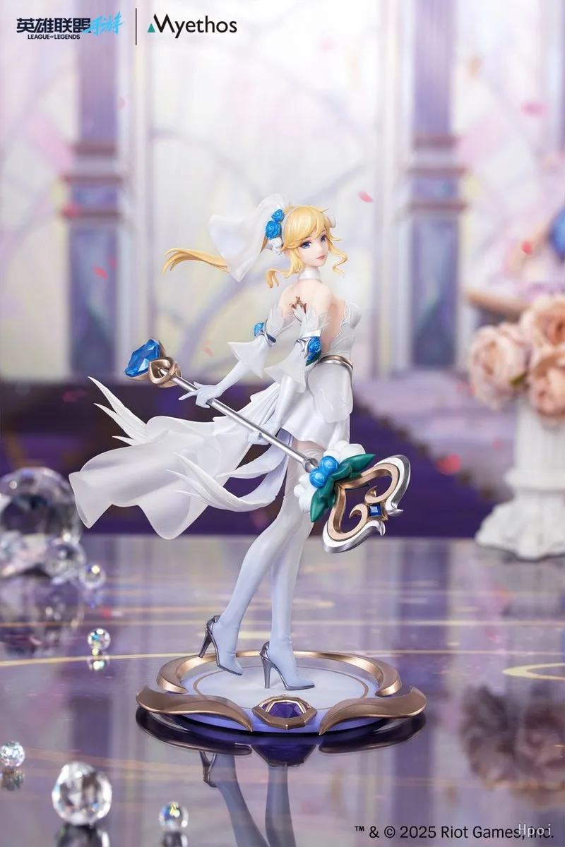 Genuine Mihoyo Myethos Gifts + Series Crystal Rose Luxanna Crownguard 21.6cm Model Toy Game Collectibles Desktop Ornament Gift
Genuine Mihoyo Myethos Gifts + Series Crystal Rose Luxanna Crownguard 21.6cm Model Toy Game Collectibles Desktop Ornament Gift