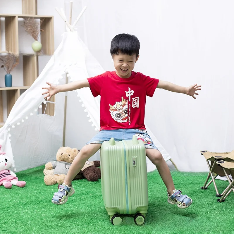 Small Carry-On Suitcase for Children Girls Boy Cartoon Design Password Lo Flight Approved Epoxie Dog 20 Inch Rolling Bag
Small Carry-On Suitcase for Children Girls Boy Cartoon Design Password Lo Flight Approved Epoxie Dog 20 Inch Rolling Bag