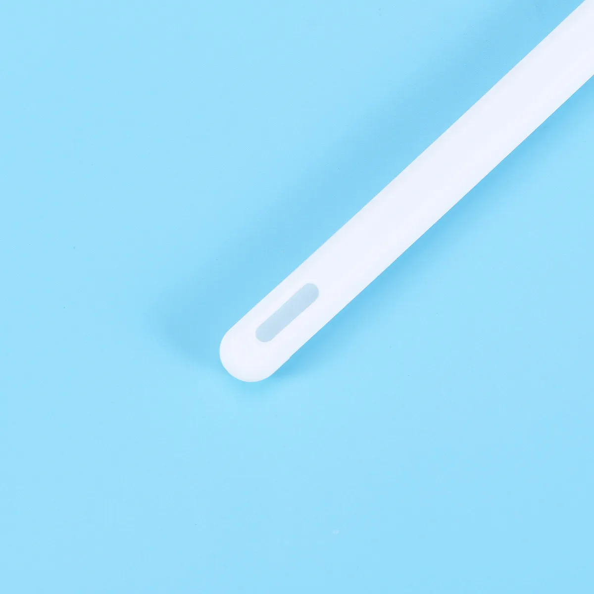 Силиконовый защитный чехол для стилуса Pencil 2 с легко съемной крышкой, предотвращающий скольжение, царапины, удары и повреждения от воды.
Силиконовый защитный чехол для стилуса Pencil 2 с легко съемной крышкой, предотвращающий скольжение, царапины, удары и повреждения от воды.