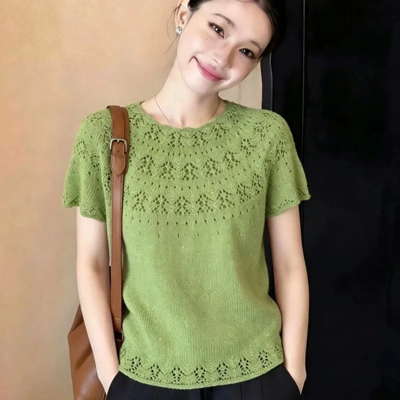 Green Knit T-Shirt With Hollow Pattern For Women Casual Office Wear Summer Fashion Top
Green Knit T-Shirt With Hollow Pattern For Women Casual Office Wear Summer Fashion Top