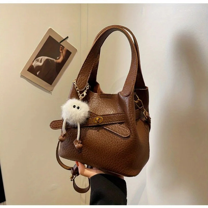 Mini Vintage Top Handle Bag, Retro Shoulder Tote Bag, Womens Fashion Handbag & Purse Foldable shopping bag Traveling bag Wallets
Mini Vintage Top Handle Bag, Retro Shoulder Tote Bag, Womens Fashion Handbag & Purse Foldable shopping bag Traveling bag Wallets