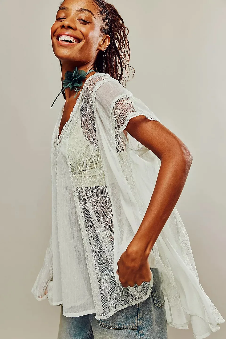Women‘s Llace See-through Blouses Summer Oversized Short Sleeve V-neck Tops Y2K Fairy Grunge Shirts Blouses Streetwear
Women‘s Llace See-through Blouses Summer Oversized Short Sleeve V-neck Tops Y2K Fairy Grunge Shirts Blouses Streetwear