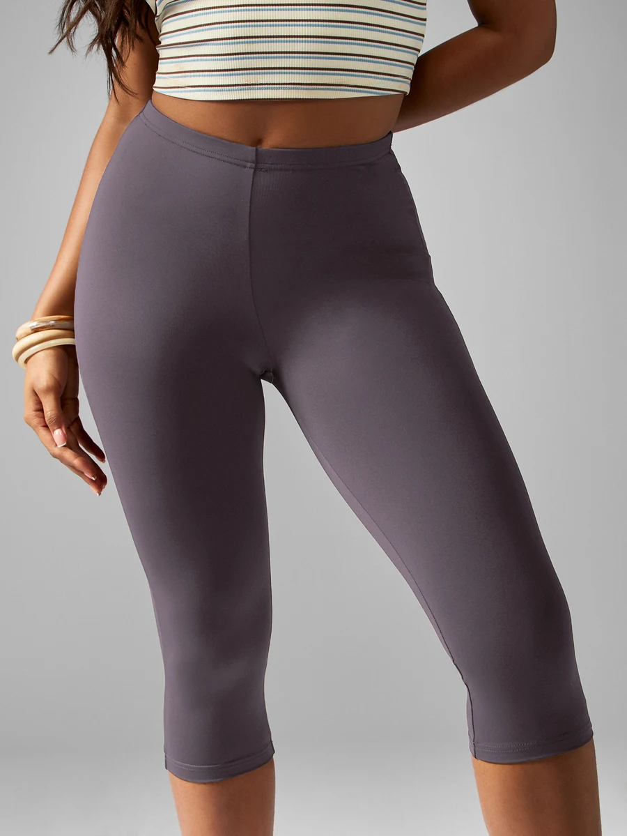 High Waist Capri Leggings Compression Sportswear For Workout Gym Running
High Waist Capri Leggings Compression Sportswear For Workout Gym Running