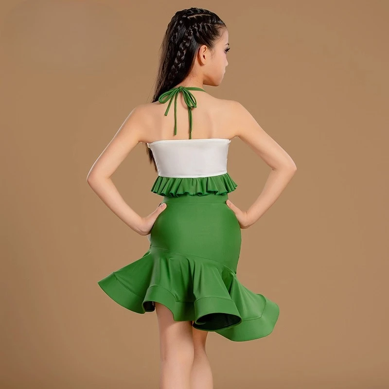 high-end Latin dance Children's summer butterfly color green to halter fishbone practice costume and performance costume
high-end Latin dance Children's summer butterfly color green to halter fishbone practice costume and performance costume
