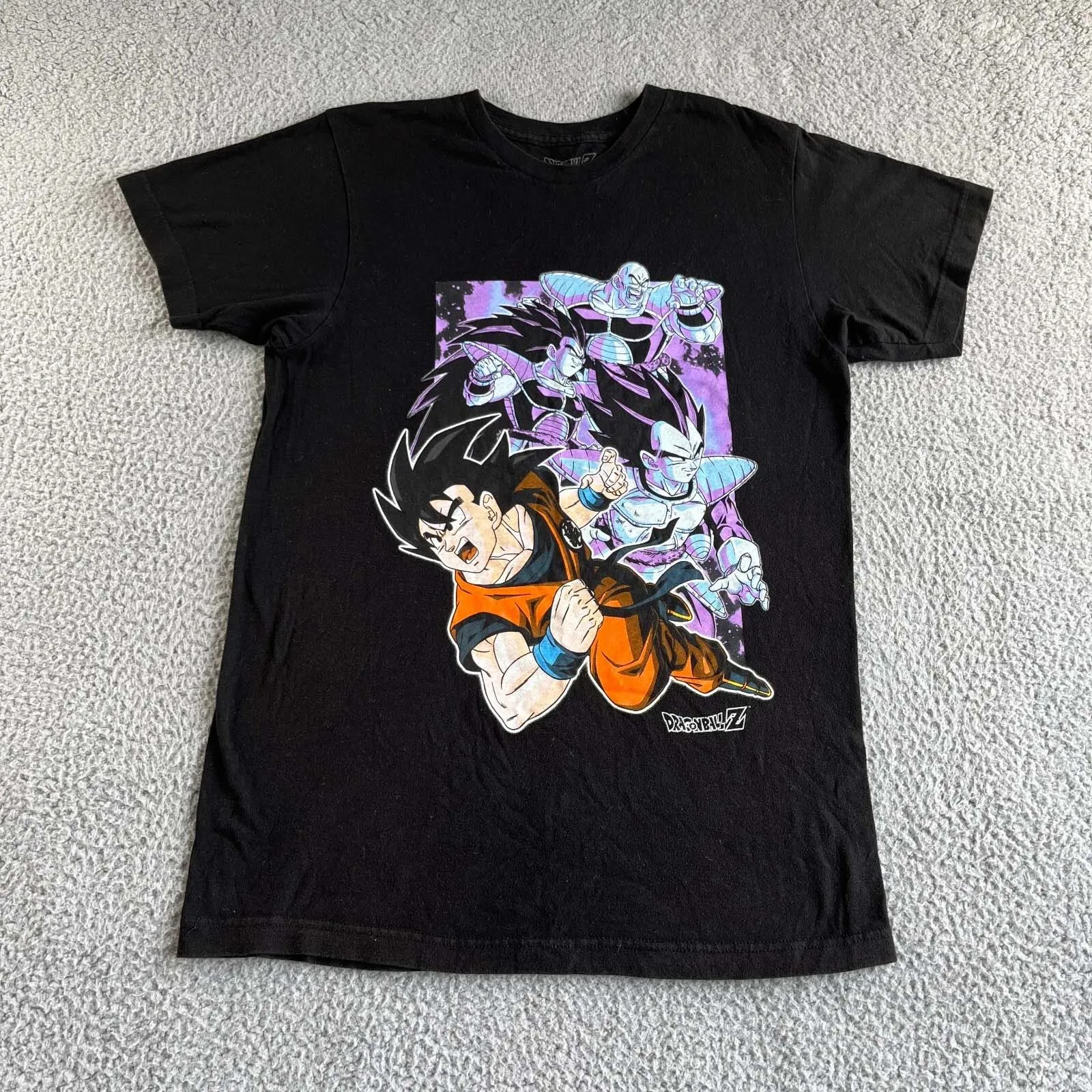 Bandai 2026, новая винтажная свободная футболка Dragon Ball Z для скейтборда в стиле хип-хоп с принтом высокого качества, мужская свободная футболка с короткими рукавами для родителей и детей
Bandai 2026, новая винтажная свободная футболка Dragon Ball Z для скейтборда в стиле хип-хоп с принтом высокого качества, мужская свободная футболка с короткими рукавами для родителей и детей