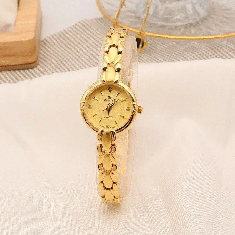 Изысканный импортный механизм не выцветает водонепроницаемые женские роскошные часы-браслет в стиле ретро
Изысканный импортный механизм не выцветает водонепроницаемые женские роскошные часы-браслет в стиле ретро