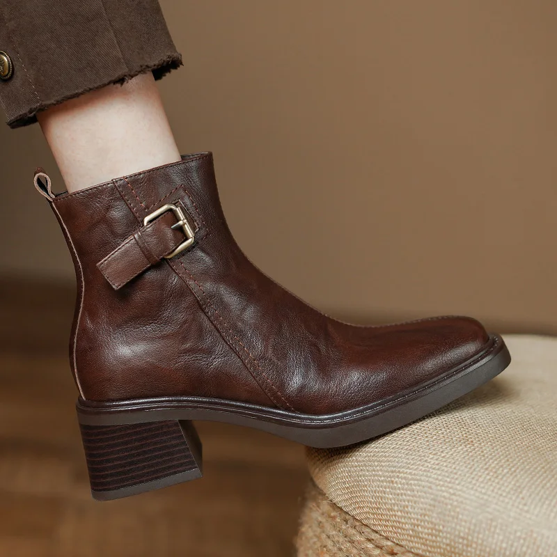 Women Ankle Boots Autumn Spring British Shoes Round Toe Cowhide Ladies Buckle Shoes On Thick Heel Retro Botas Side Zippers
Women Ankle Boots Autumn Spring British Shoes Round Toe Cowhide Ladies Buckle Shoes On Thick Heel Retro Botas Side Zippers