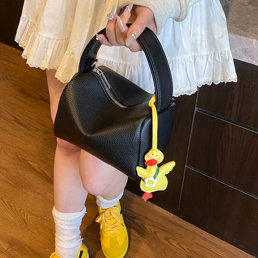 Fashion Soild Color Pillow Handbag Luxury with Pendant Boston Crossbody Bag Zipper Versatile Women Clutch Purse Daily
Fashion Soild Color Pillow Handbag Luxury with Pendant Boston Crossbody Bag Zipper Versatile Women Clutch Purse Daily