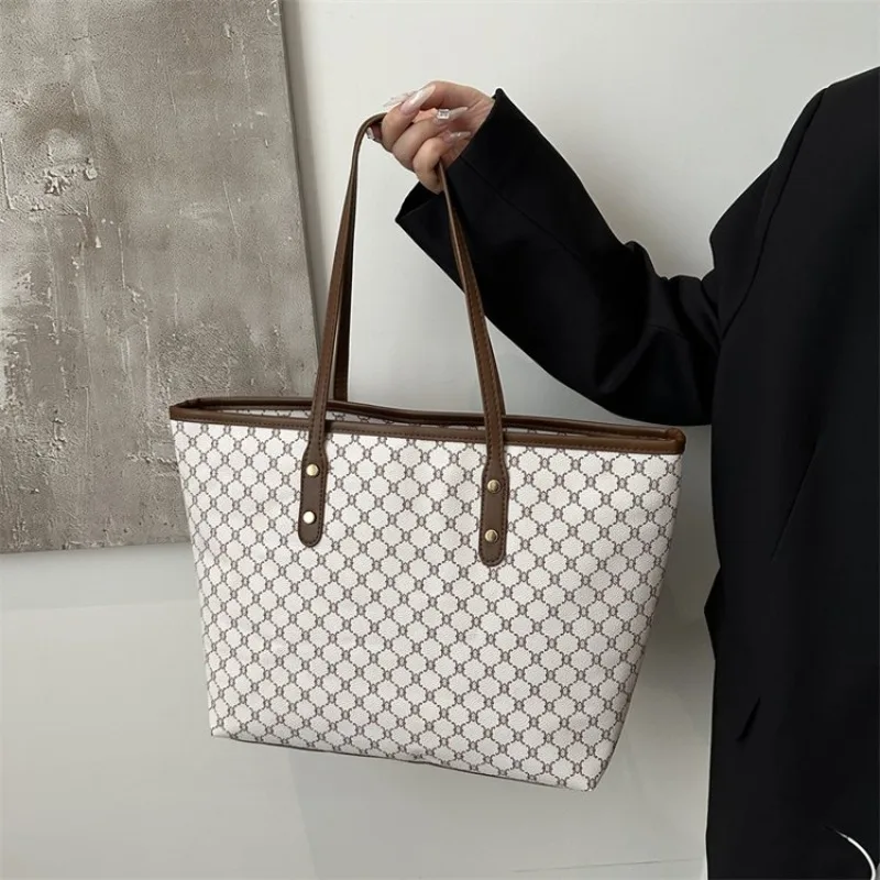 Stylishly Prepared Designer Diaper Bag For Women Luxury Leather Tote Elegant Crossbody Bag Fashionable Mom
Stylishly Prepared Designer Diaper Bag For Women Luxury Leather Tote Elegant Crossbody Bag Fashionable Mom