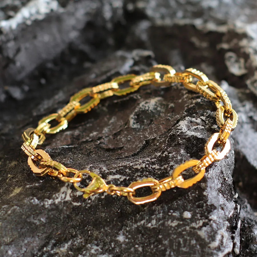 Luxury Men Bracelet Stainless Steel Hiphop Rock Gold Color Chain Link Motorcycle Braclet Bangle Braslet Gifts For Him
Luxury Men Bracelet Stainless Steel Hiphop Rock Gold Color Chain Link Motorcycle Braclet Bangle Braslet Gifts For Him