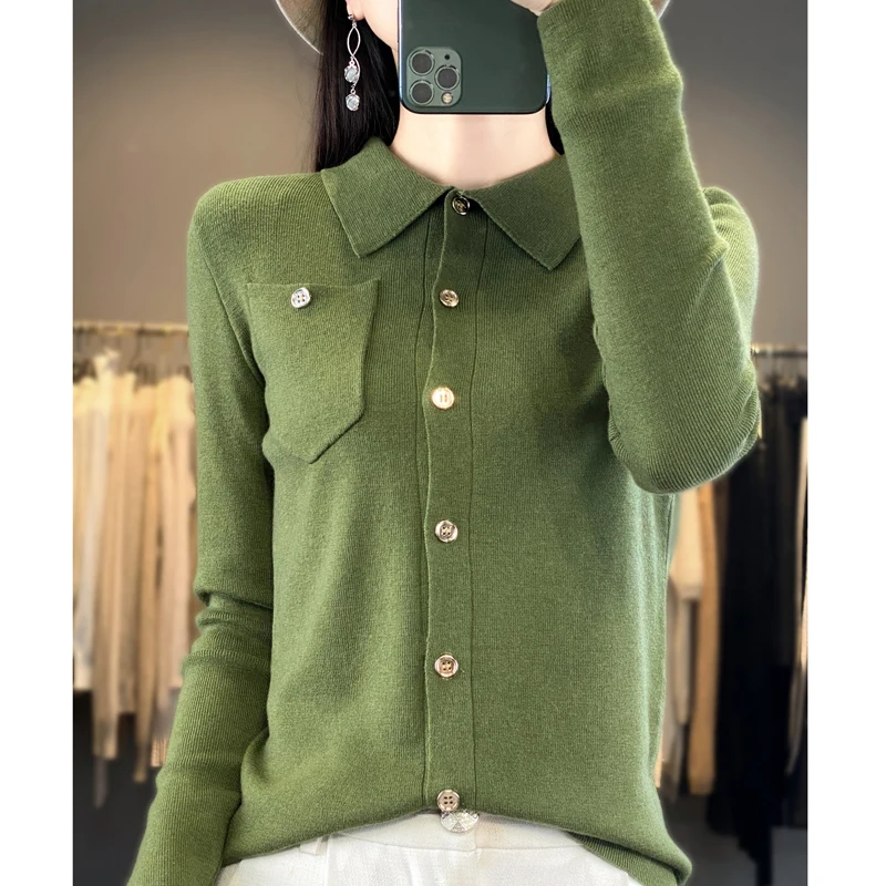 Autumn Winter New Wool Cardigan Women's Polo Neck Long Sleeve Solid Lmitation Wool Loose Pocket Small Fragrance Knitted Cardigan
Autumn Winter New Wool Cardigan Women's Polo Neck Long Sleeve Solid Lmitation Wool Loose Pocket Small Fragrance Knitted Cardigan
