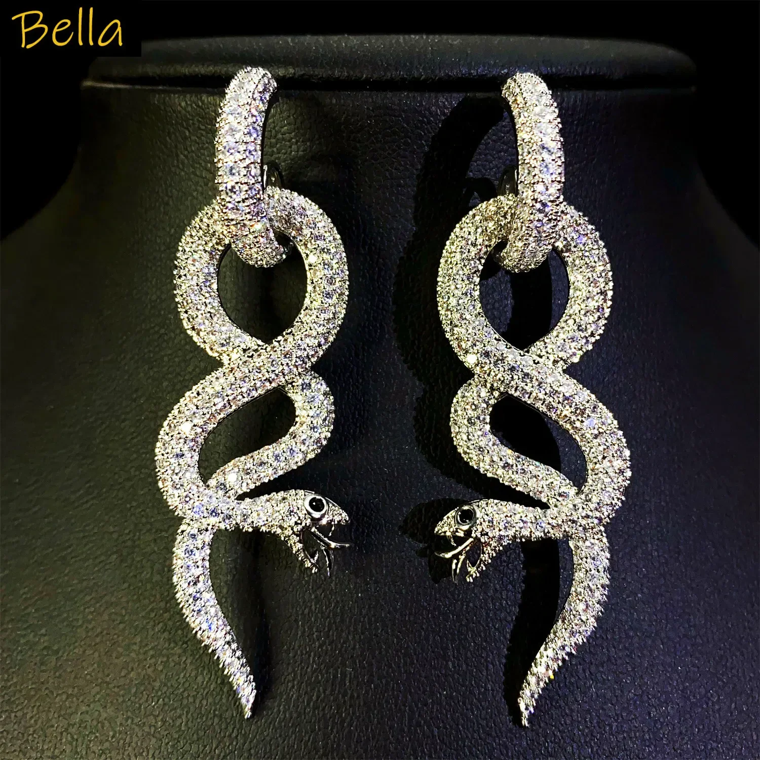 2025 new Snake Earrings White Gold Color Black Zircon Luxury Jewelry Women Dangle Long Earrings Dinner Party Jewelry Gift
2025 new Snake Earrings White Gold Color Black Zircon Luxury Jewelry Women Dangle Long Earrings Dinner Party Jewelry Gift