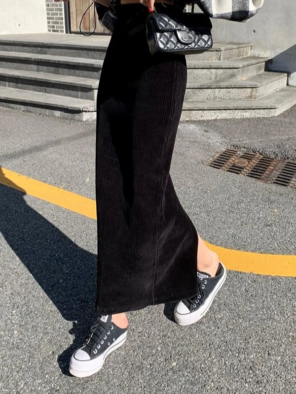 Ретро-юбка из вельвета с асимметричным подолом и высокой талией, облегающая, женская, модная, черная, с разрезом, стройнящая, длинная, для весенне-осеннего сезона
Ретро-юбка из вельвета с асимметричным подолом и высокой талией, облегающая, женская, модная, черная, с разрезом, стройнящая, длинная, для весенне-осеннего сезона